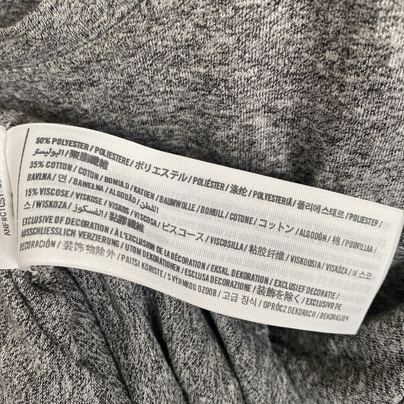 Abercrombie & Fitch cropped t-shirt - Picture 5 of 5